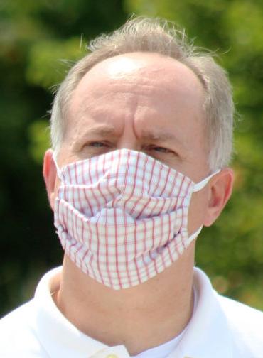 Robin Vos in a mask headshot